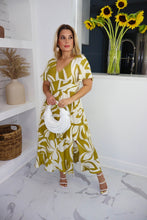 Load image into Gallery viewer, Dress Amy
