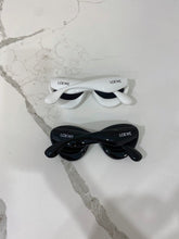 Load image into Gallery viewer, FASHION SUNGLASSES
