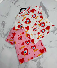 Load image into Gallery viewer, TSHIRT ALL EYES IN ME
