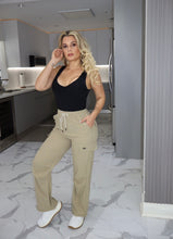 Load image into Gallery viewer, PANTS CARGO COMFY ALO
